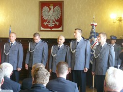 Święto policji pod znakiem awansów Święto policji pod znakiem awansów