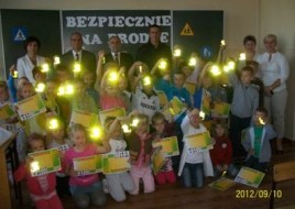 By bezpiecznie dotrzeć do szkoły By bezpiecznie dotrzeć do szkoły