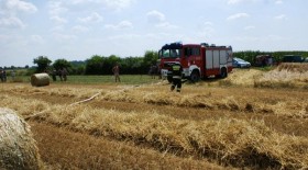 Zboże i słoma w ogniu Zboże i słoma w ogniu