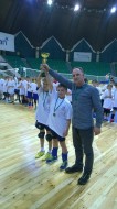 UKS Piast na drugim stopniu podium UKS Piast na drugim stopniu podium
