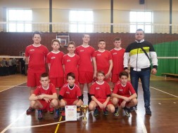 Bratobójczy pojedynek w finale Bratobójczy pojedynek w finale