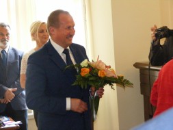 Absolutorium udzielone jednogłośnie Absolutorium udzielone jednogłośnie